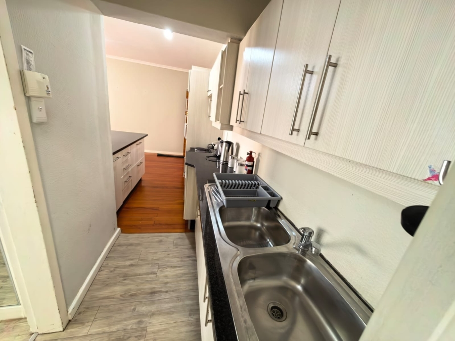 3 Bedroom Property for Sale in Bonza Bay Eastern Cape
